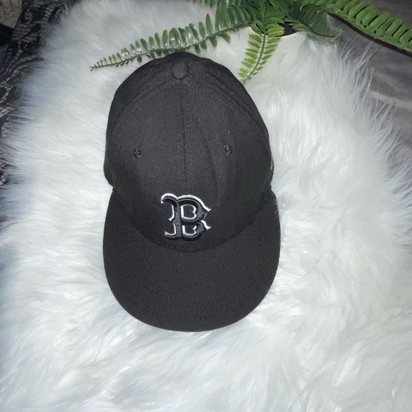 Boston hat like new OS - Picture 3 of 3